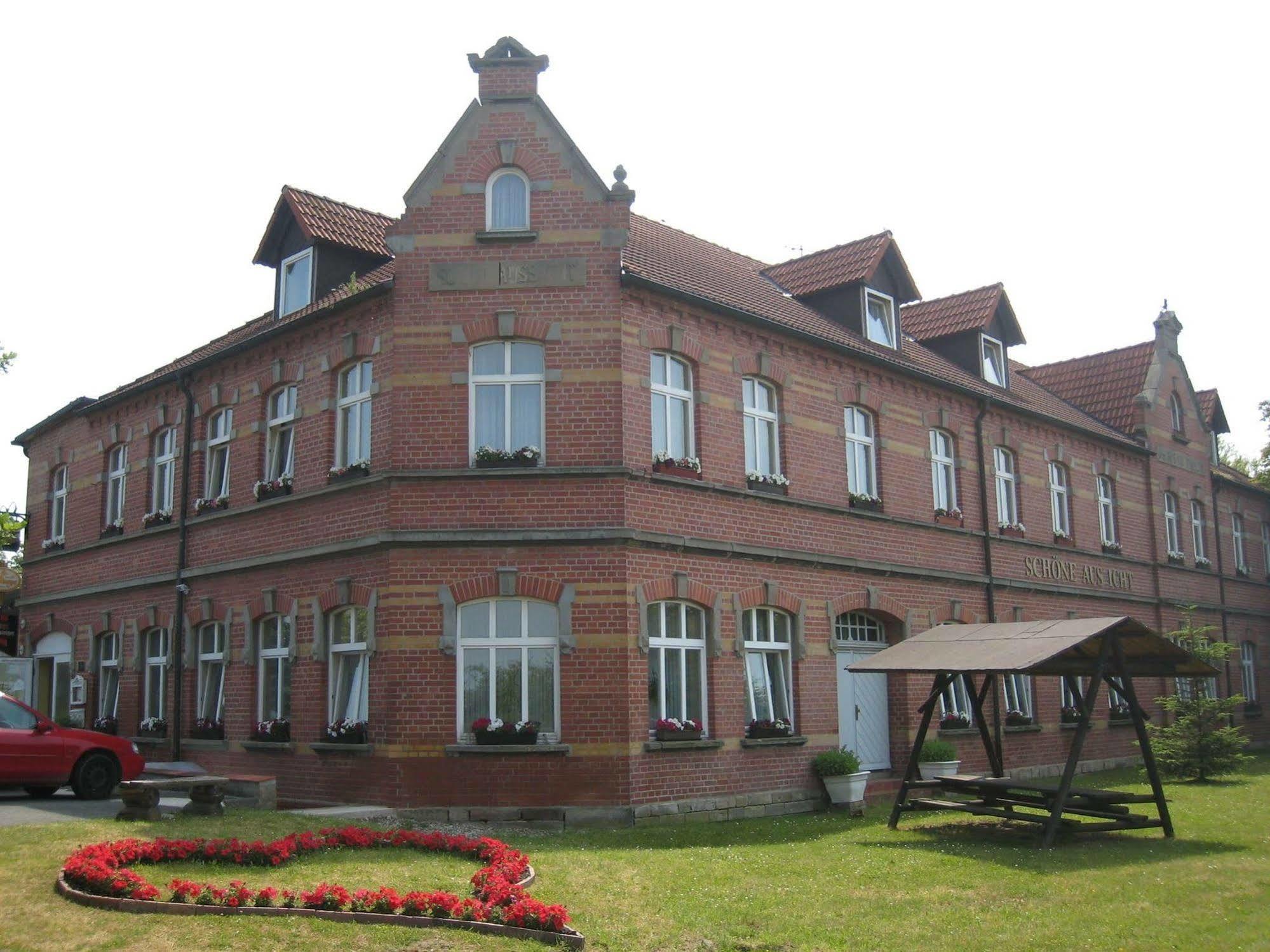 Hotel Schoene Aussicht Weißenfels Exterior foto